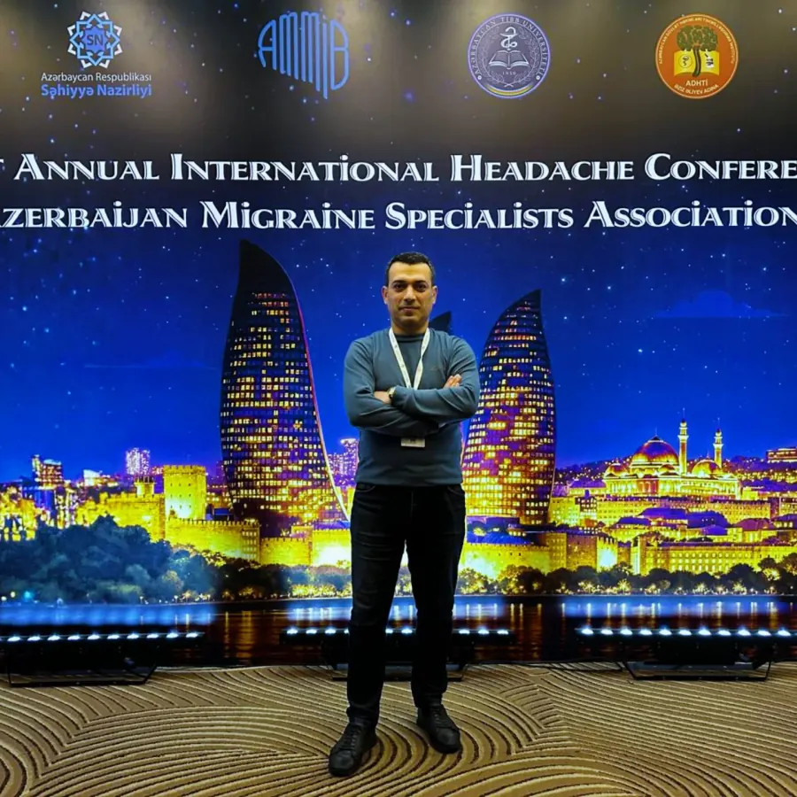 Dr. Fərid Məmmədov Azərbaycan Miqren Mütəxəssisləri İctimai Birliyinin 1-ci İllik Beynəlxalq Konfransında, Bakı, dekabr 2025
